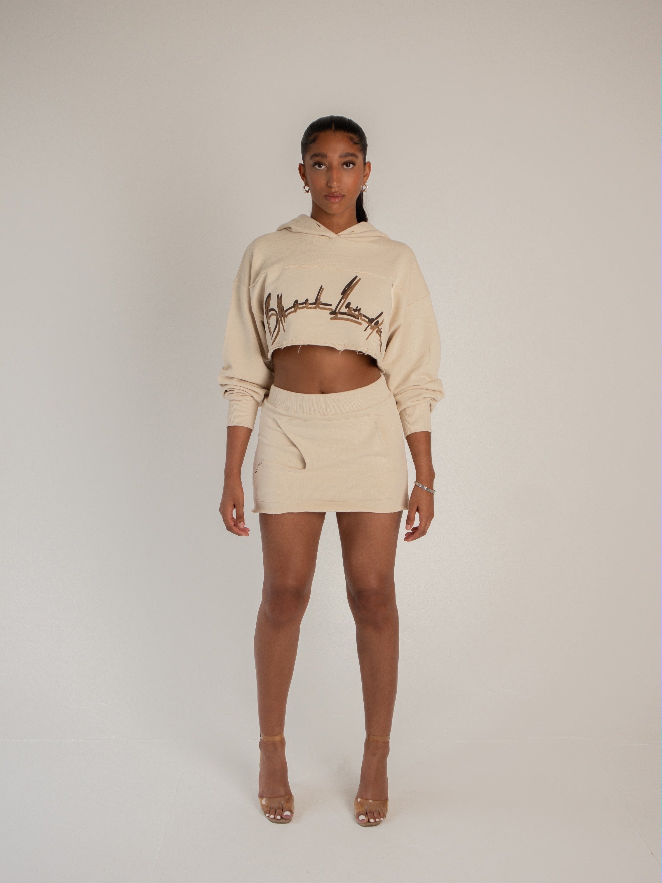 Outlet Crop hoodie and skirt attached